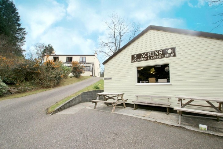33 Strathan, Lochinver for sale Primary Photo- Image 1 of 1
