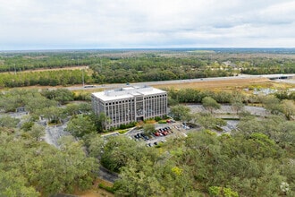 8800 Grand Oak Cir, Tampa, FL - AERIAL map view