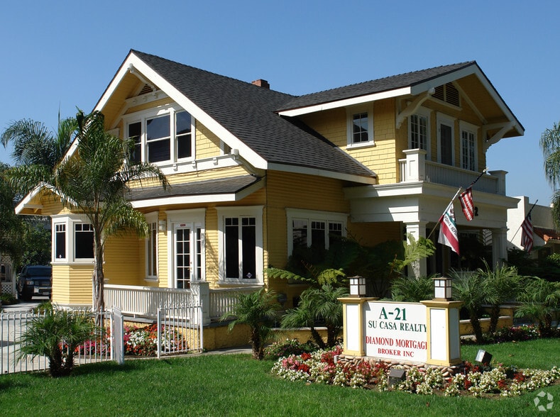 1642 E 4th St, Santa Ana, CA for sale - Building Photo - Image 2 of 2