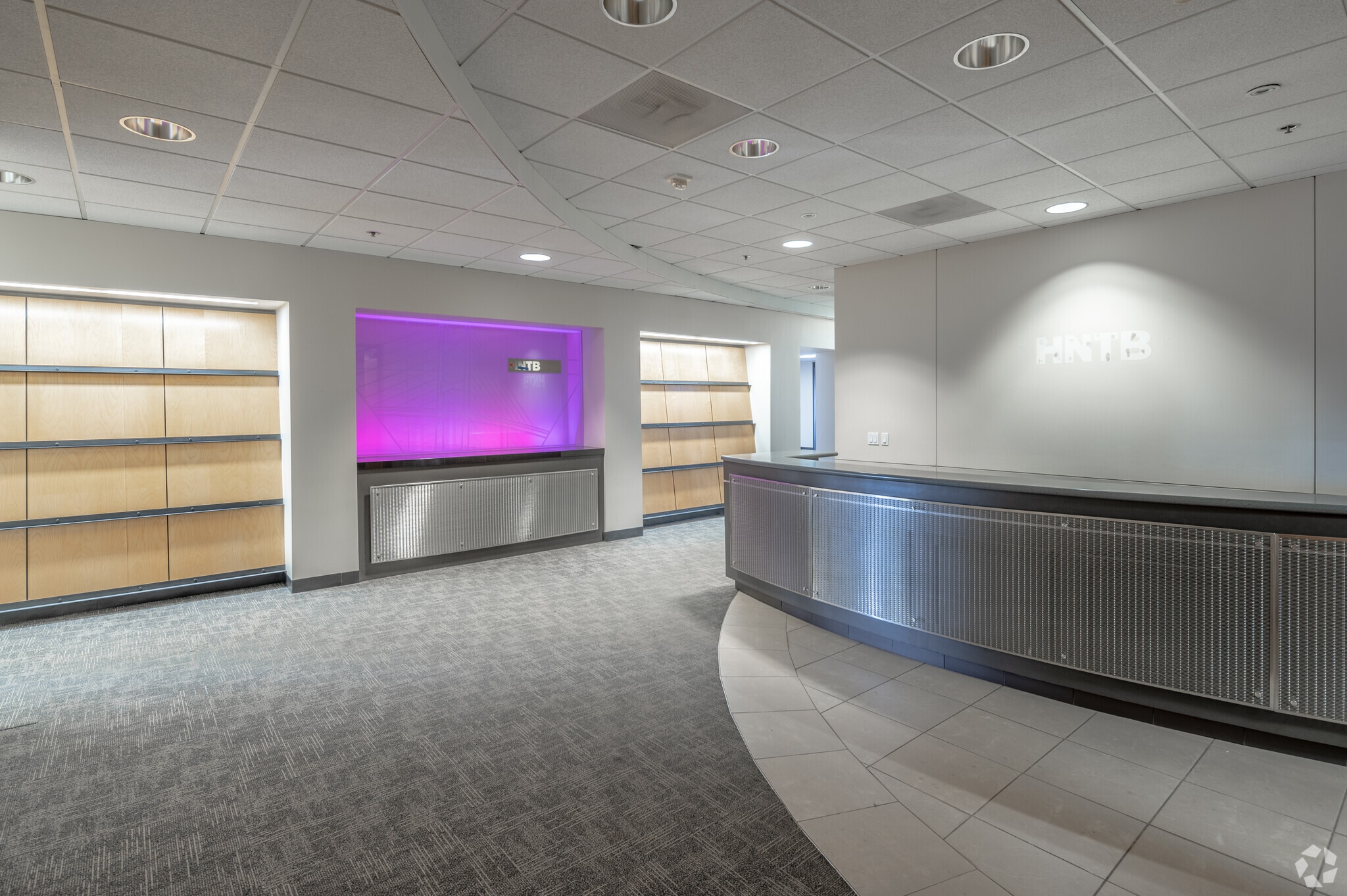 200 E Sandpointe Ave, Santa Ana, CA for lease Lobby- Image 1 of 23