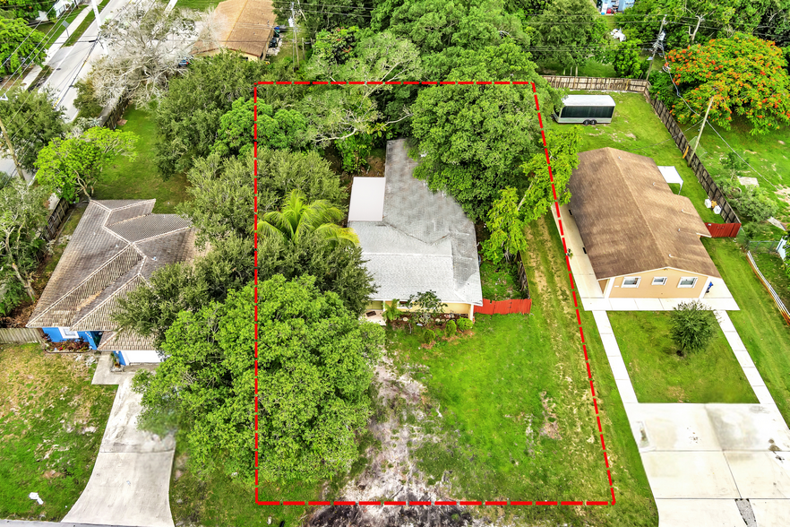 6208 SW 26th St, Miramar, FL for sale - Primary Photo - Image 1 of 2