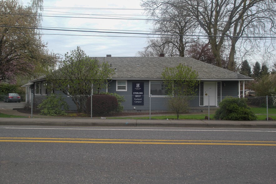 12204 SE Fuller Rd, Portland, OR 97222