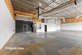 133 Fernleigh Rd, Glenfield Park for lease Interior Photo- Image 2 of 7