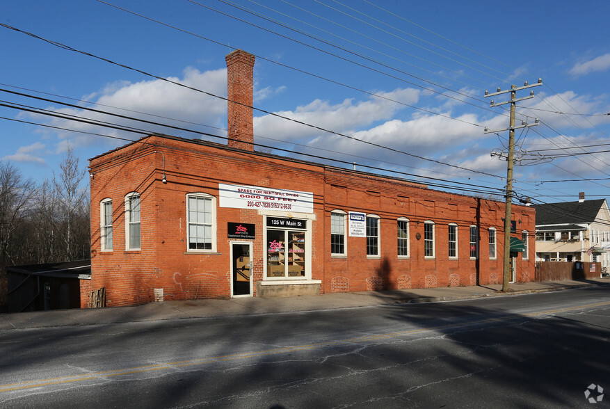 125 W Main St, Plainville, CT for sale - Primary Photo - Image 1 of 1