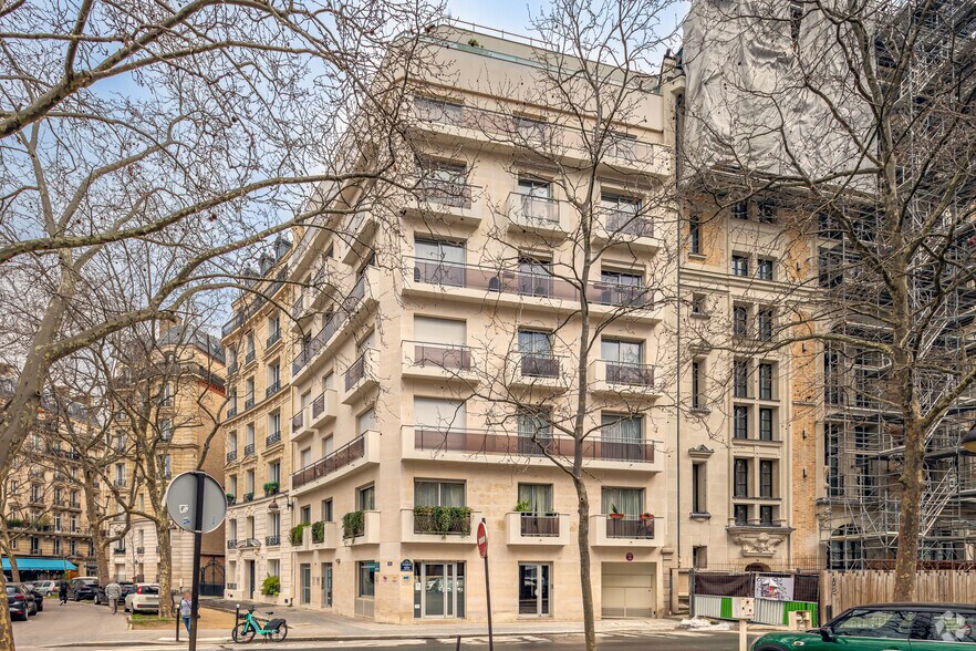 Multifamily in Paris for sale - Building Photo - Image 2 of 2