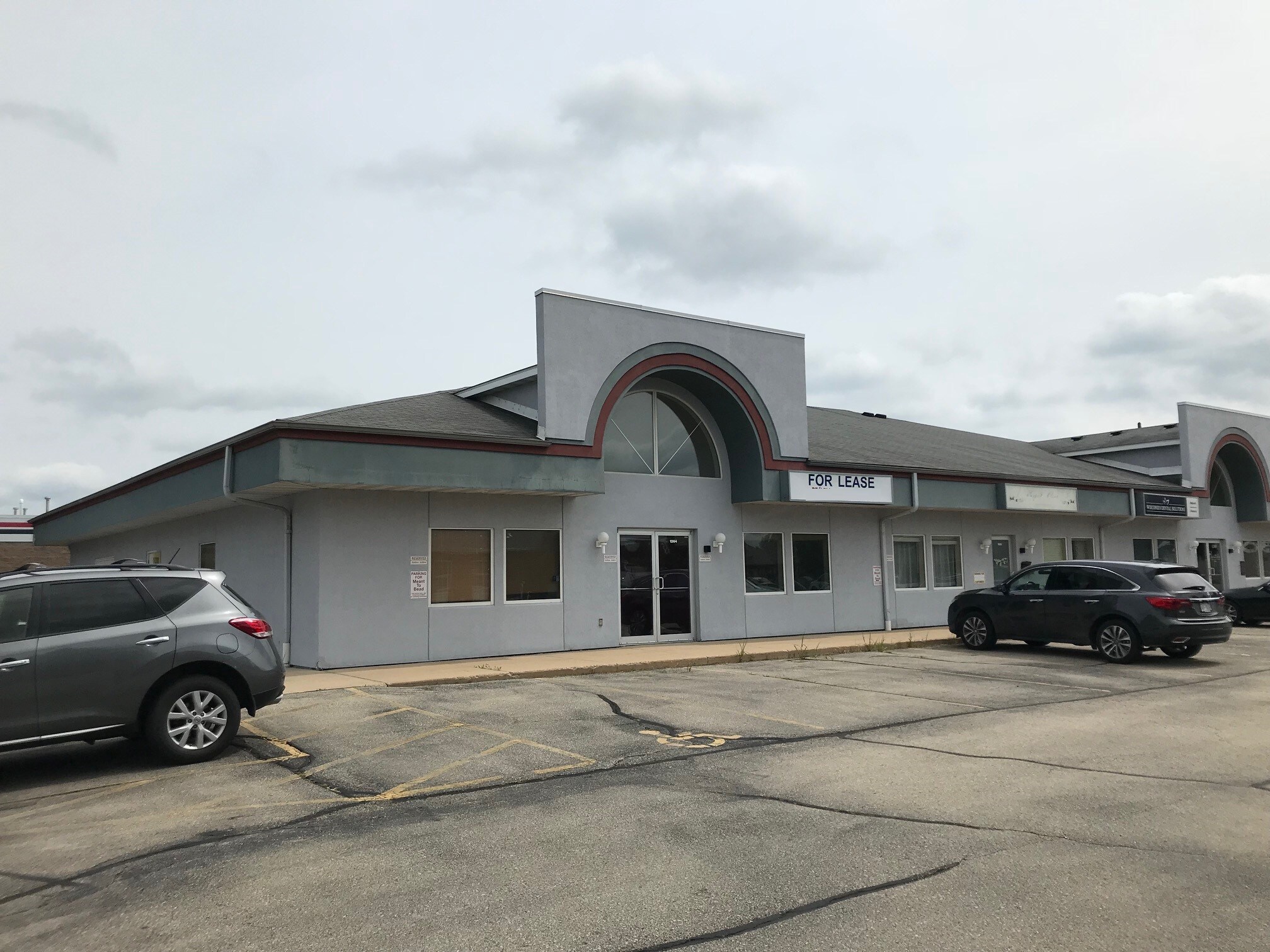 12601268 W Main St, Sun Prairie, WI 53590 Retail Space for Lease