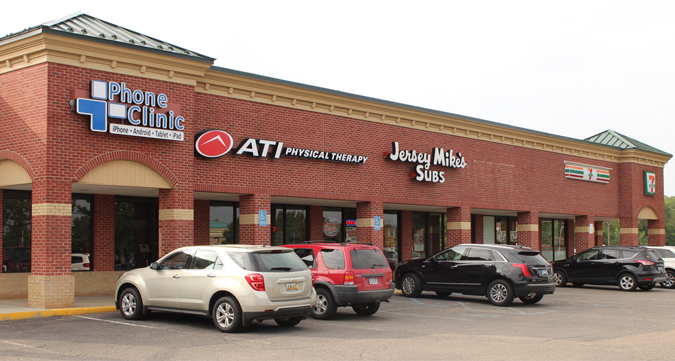 2602-2670 S Rochester Rd, Rochester Hills, MI for lease - Building Photo - Image 1 of 7