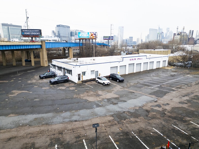 3111 Grays Ferry Ave, Philadelphia, PA for sale - Building Photo - Image 2 of 21