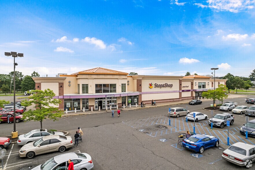 2145 Fairfield Ave, Bridgeport, CT 06605