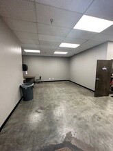 255 S Navigation Blvd, Corpus Christi, TX for lease Interior Photo- Image 2 of 5