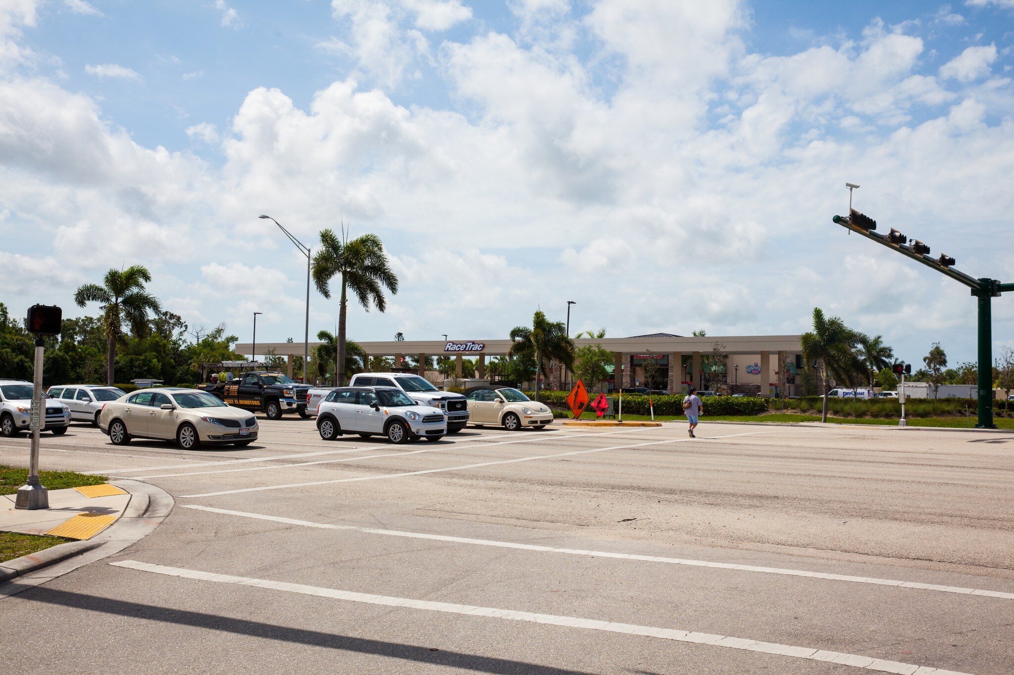 1150211572 Tamiami Trl E, Naples, FL 34113 Hitching Post Plaza