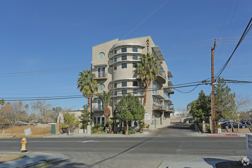 621 S Tonopah Dr, Las Vegas, NV for lease - Primary Photo - Image 2 of 7