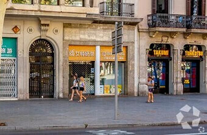 Barcelona, BAR 08010 - Unit - -  - Interior Photo - Image 1 of 8