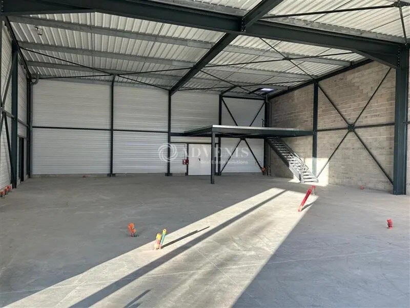 Retail in Saint-Pierre-des-Corps for sale Interior Photo- Image 1 of 4