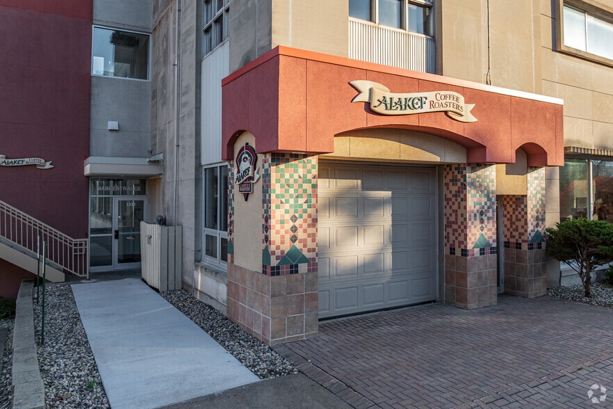 1330 E Superior St, Duluth, MN for lease - Building Photo - Image 3 of 10