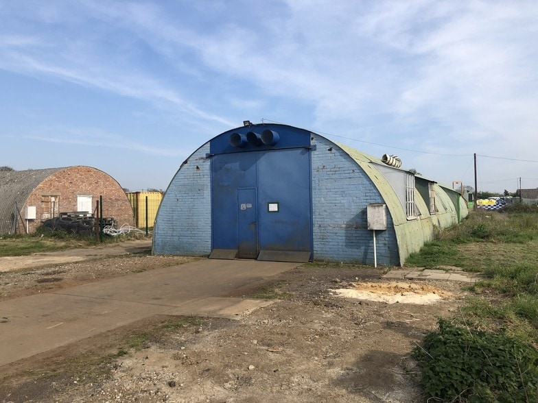 Raydon Rd, Colchester for sale - Primary Photo - Image 1 of 1