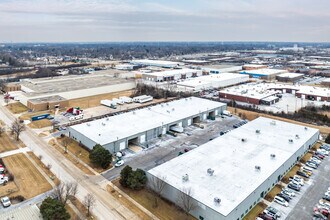 1060 N Garfield St, Lombard, IL - AERIAL map view - Image1