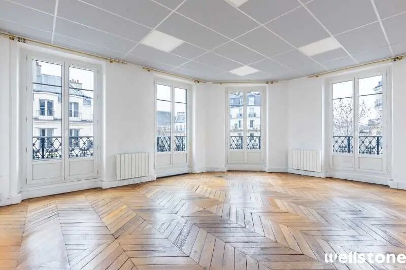 12 Rue Aux Ours, Paris for lease Interior Photo- Image 1 of 14