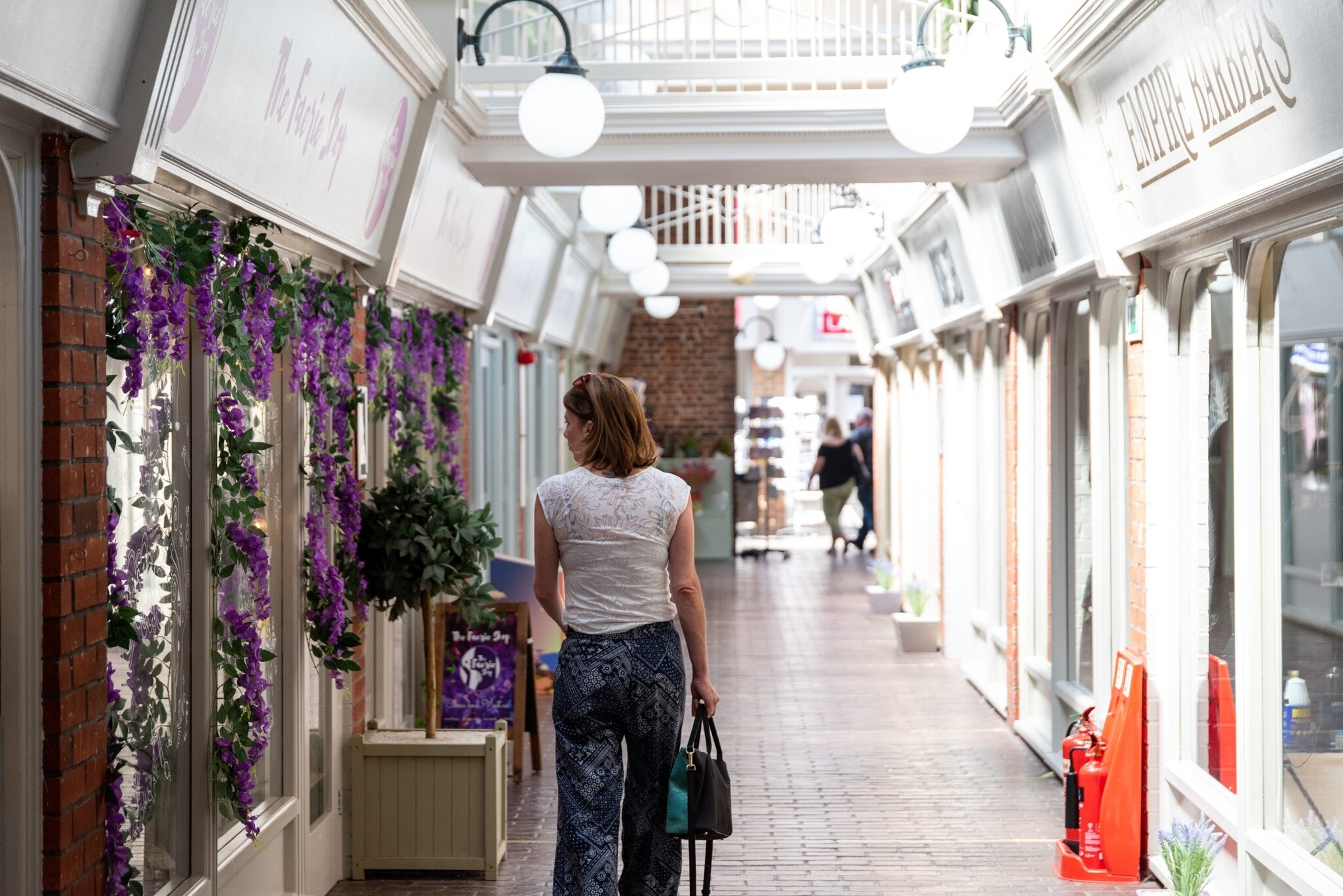 Station Para, Eastbourne for lease Interior Photo- Image 1 of 1