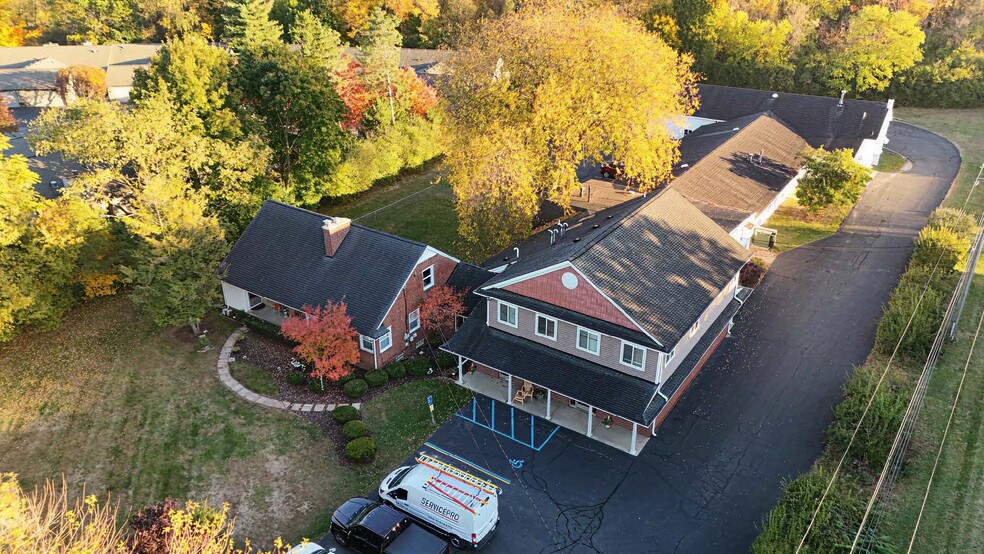 41395 Wilcox Rd, Plymouth, MI for sale - Building Photo - Image 3 of 3