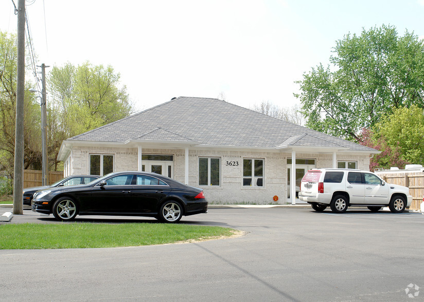 3623 E Southport Rd, Indianapolis, IN for sale - Primary Photo - Image 1 of 1