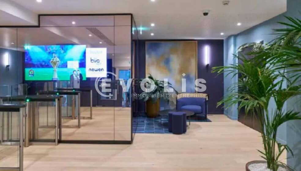 Office in Paris for lease - Building Photo - Image 3 of 13