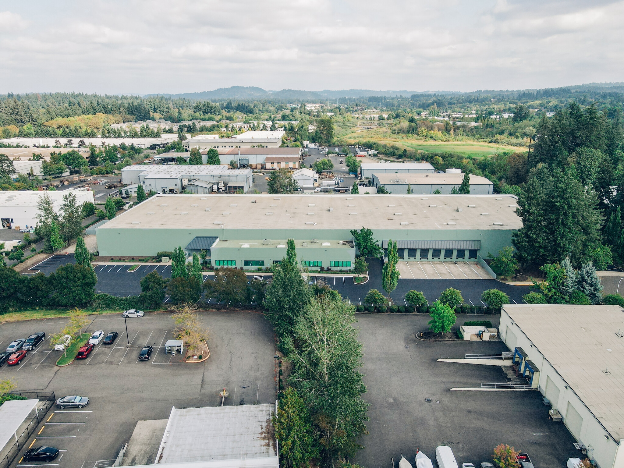 10235-10255 SW Spokane Ct, Tualatin, OR for lease Building Photo- Image 1 of 9