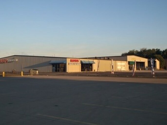 320 Myers St, Seymour, IN for sale - Primary Photo - Image 1 of 1