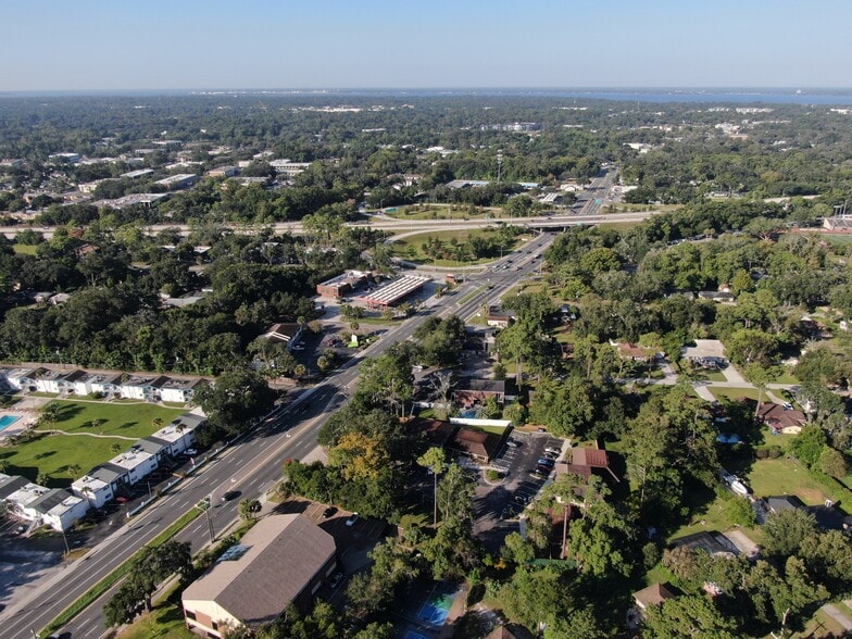 4741 Atlantic Blvd, Jacksonville, FL for lease - Building Photo - Image 3 of 13