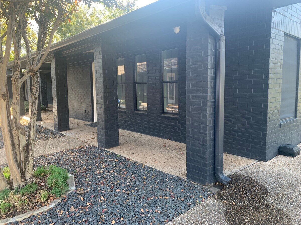 4319 James Casey St, Austin, TX 78745