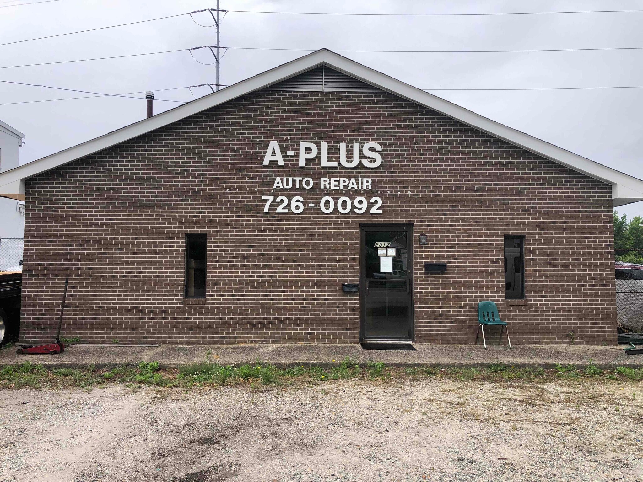 2512 W Pembroke Ave, Hampton, VA for sale Building Photo- Image 1 of 16