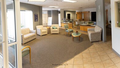 213-259 S Nicolet Rd, Appleton, WI for sale Interior Photo- Image 2 of 11