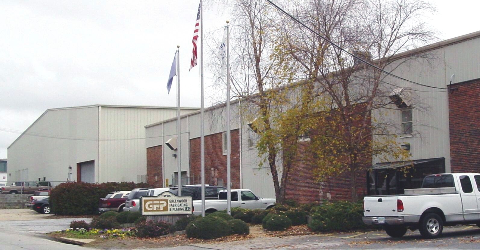 100 Holloway Dr, Ware Shoals, SC 29692