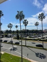 400 Newport Center Dr, Newport Beach, CA for lease Building Photo- Image 2 of 6