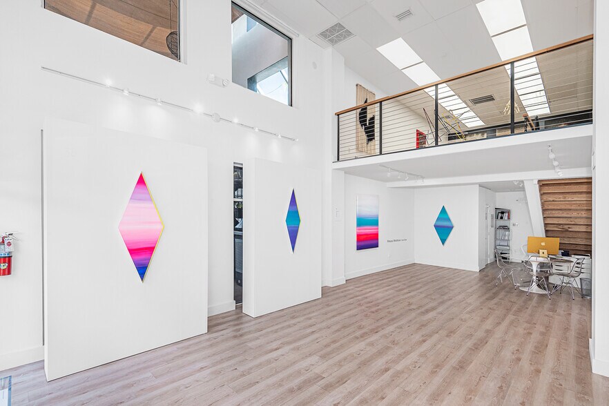 260 Crandon Blvd, Key Biscayne, FL 33149 The Square at Key Biscayne