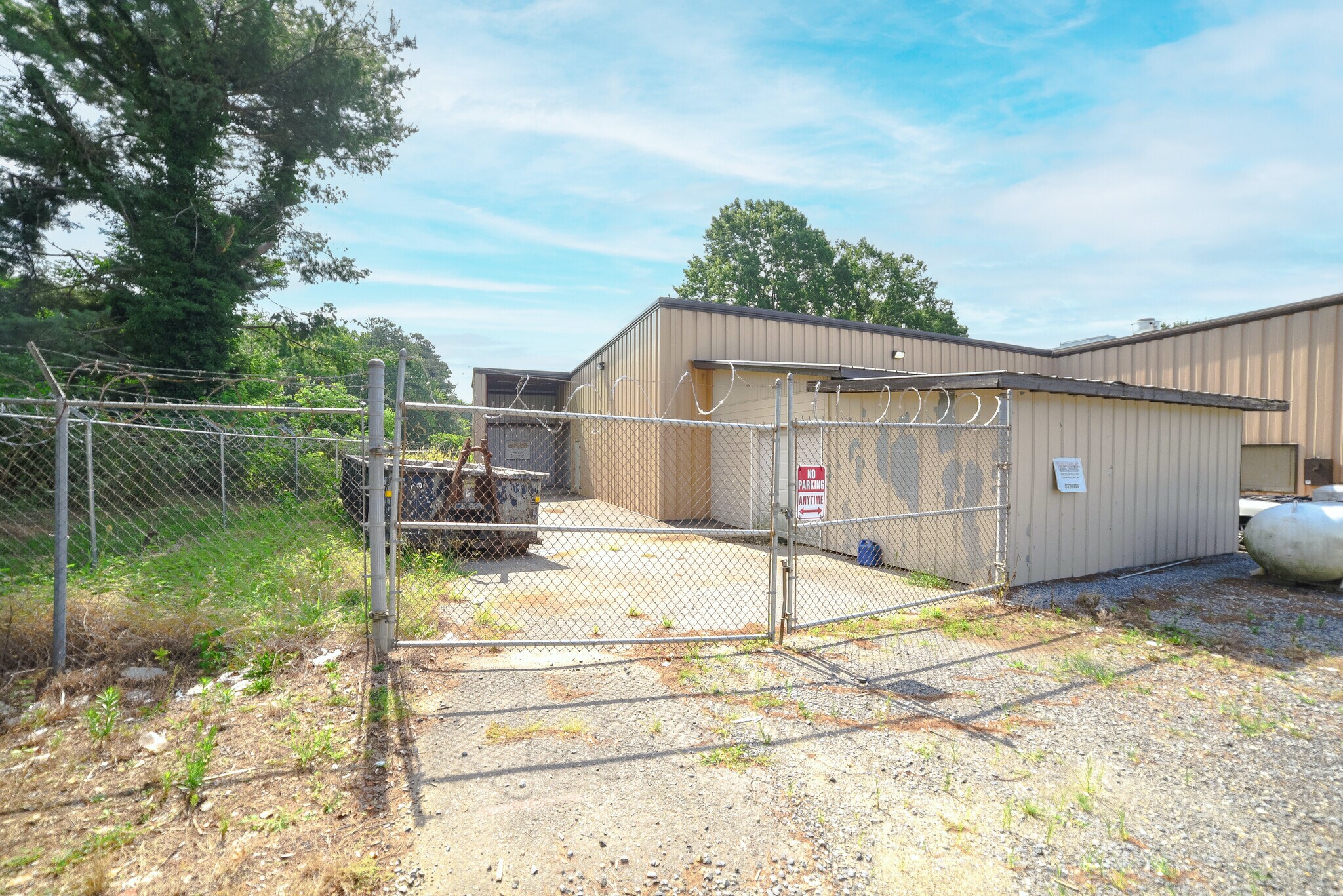 2547025480 Point Lookout Rd, Leonardtown, MD 20650 Breton Market