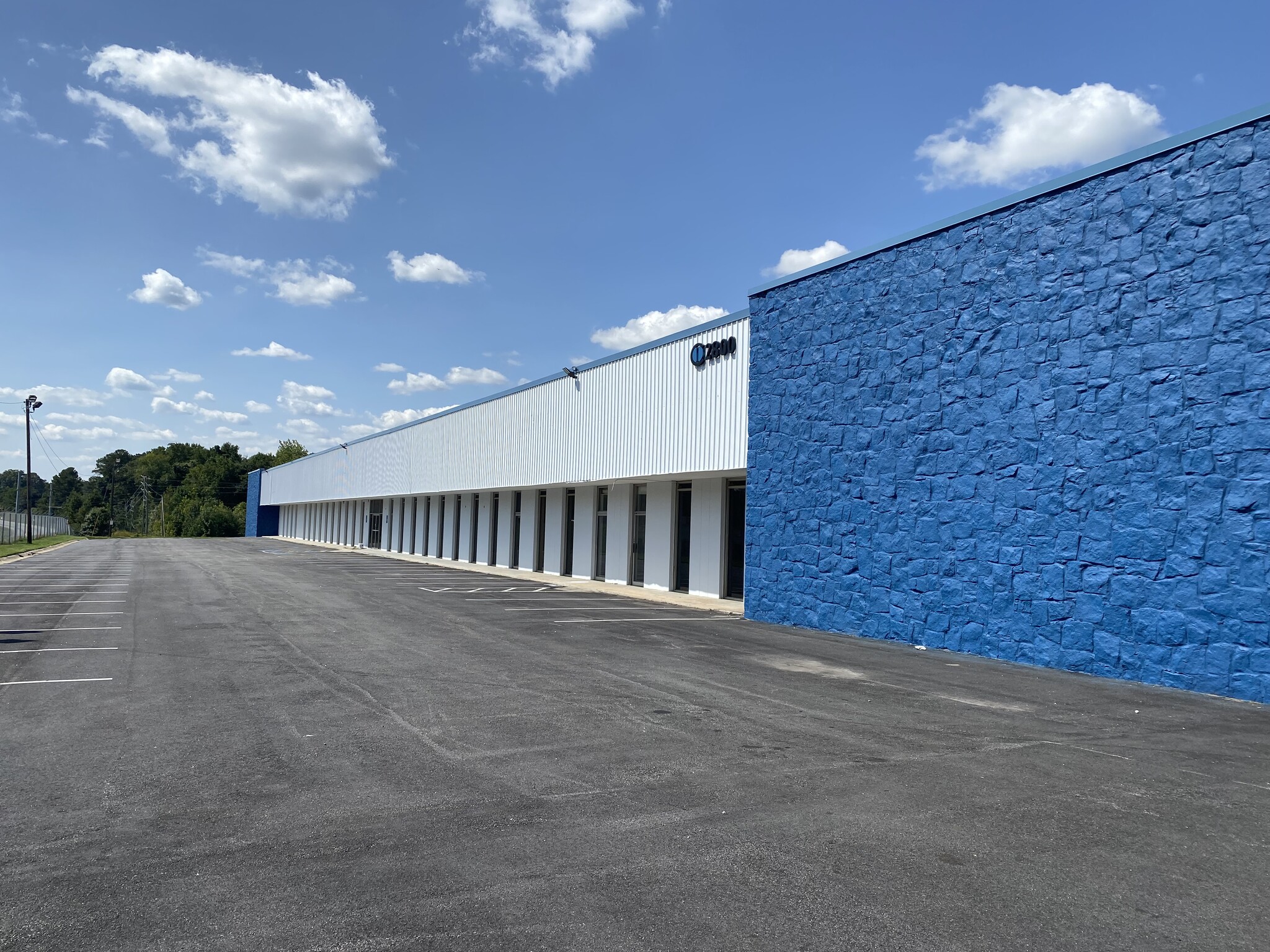 2800 Lithonia Industrial Blvd, Lithonia, GA for lease Building Photo- Image 1 of 13