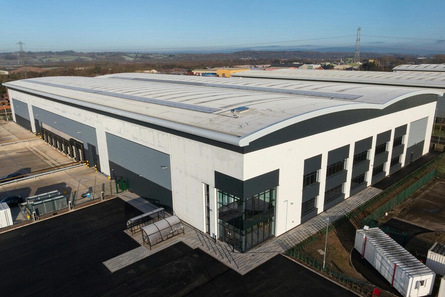 B81 Lichfield Rd, Barton Under Needwood for lease - Building Photo - Image 2 of 14