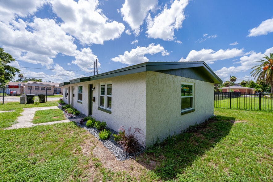 259 Jefferson St, Daytona Beach, FL for sale - Building Photo - Image 3 of 43