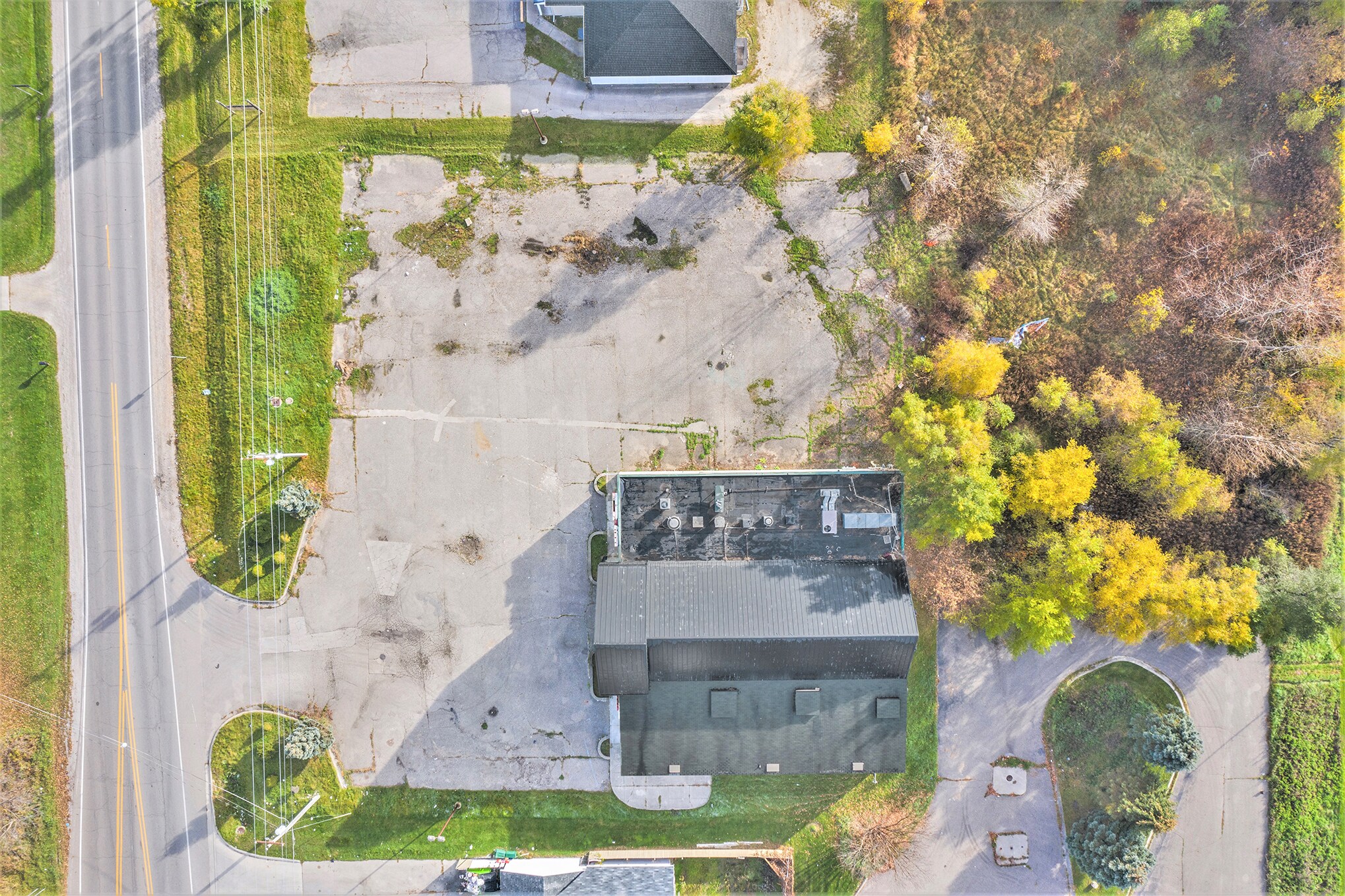 5030 Coldwater Rd, Flint, MI 48506 Genesee Twp 3 Unit 8100 Sq ft