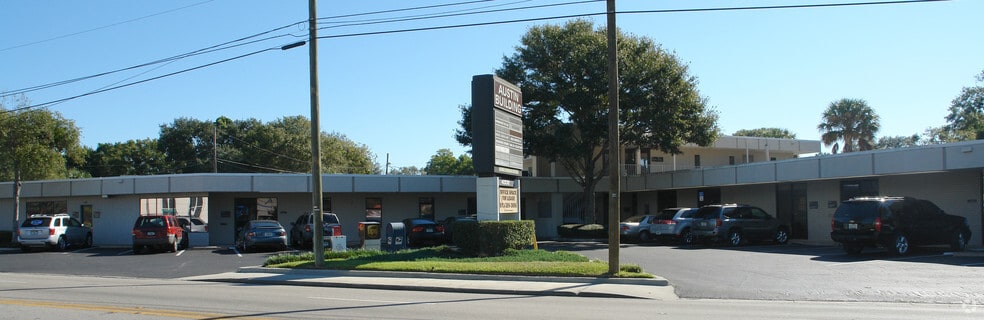 4302 Henderson Blvd, Tampa, FL for lease - Building Photo - Image 3 of 16