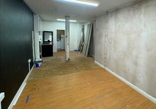 537 Cathcart Rd, Glasgow for lease Interior Photo- Image 2 of 4