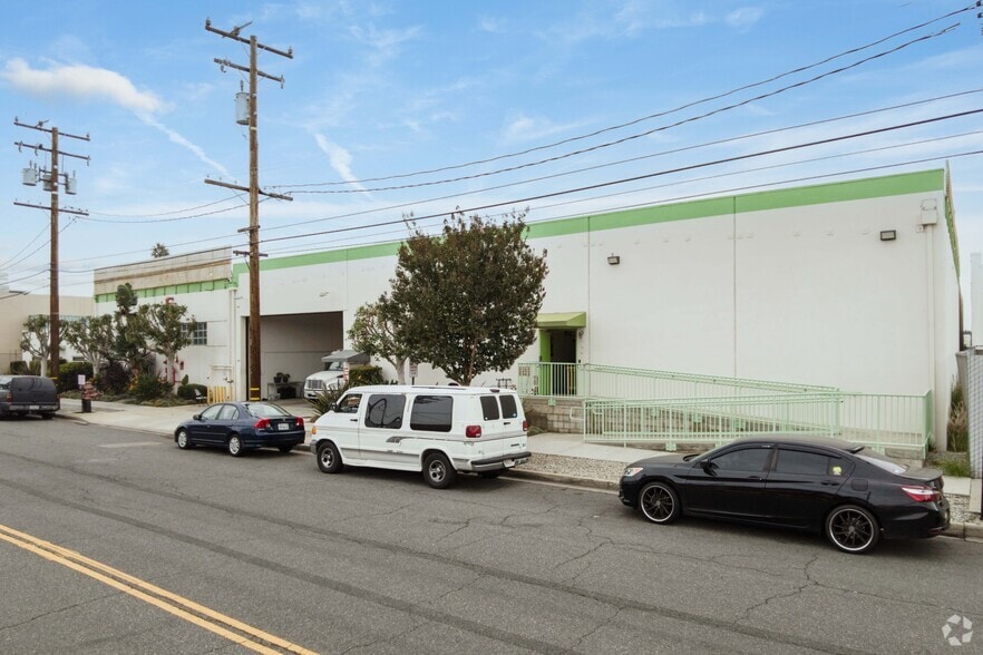 750 Lairport St, El Segundo, CA for lease - Primary Photo - Image 1 of 17