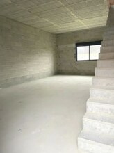 Retail in Cormeilles-en-Parisis for lease Interior Photo- Image 1 of 3