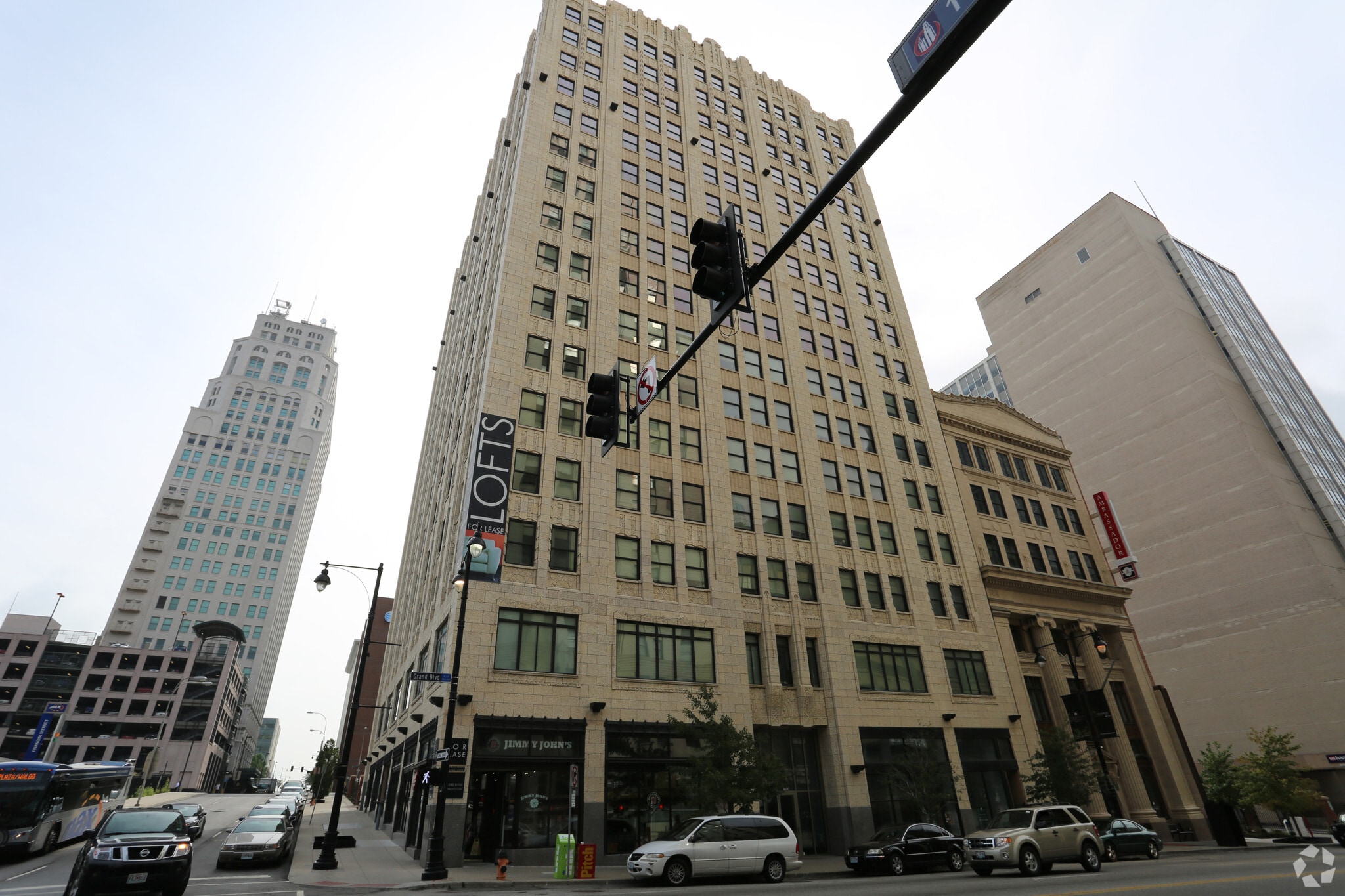 1103 Grand Blvd, Kansas City, MO 64106 Professional Building