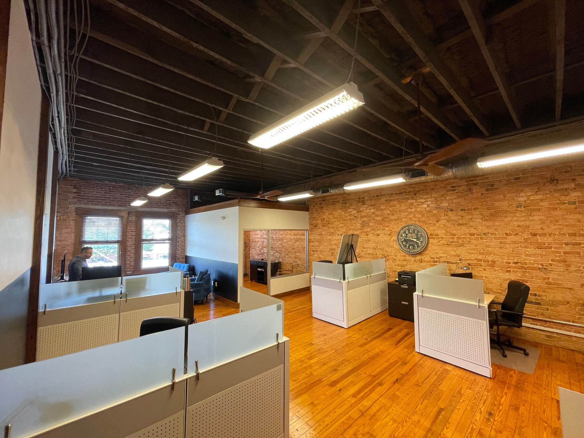 222 N Main St, Mooresville, NC for lease Interior Photo- Image 1 of 11