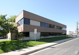 More details for 2000 Oak St, Bakersfield, CA - Office for Lease