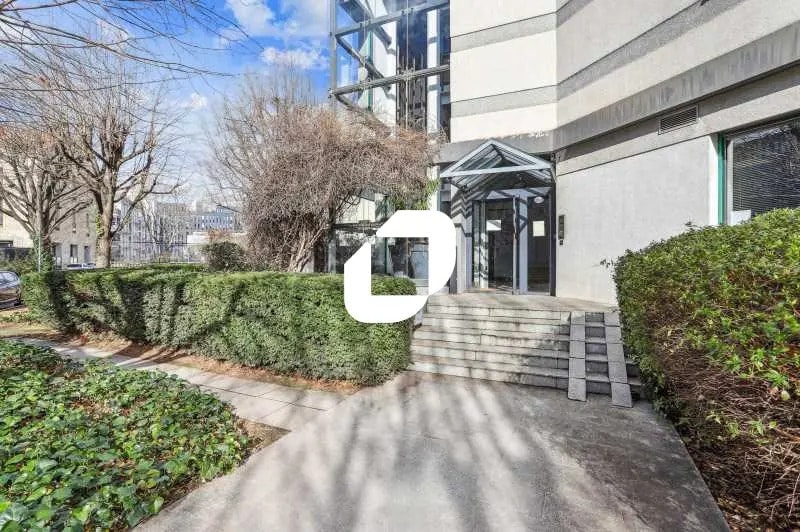 13 Quai Du Commerce, Lyon for lease Building Photo- Image 1 of 10