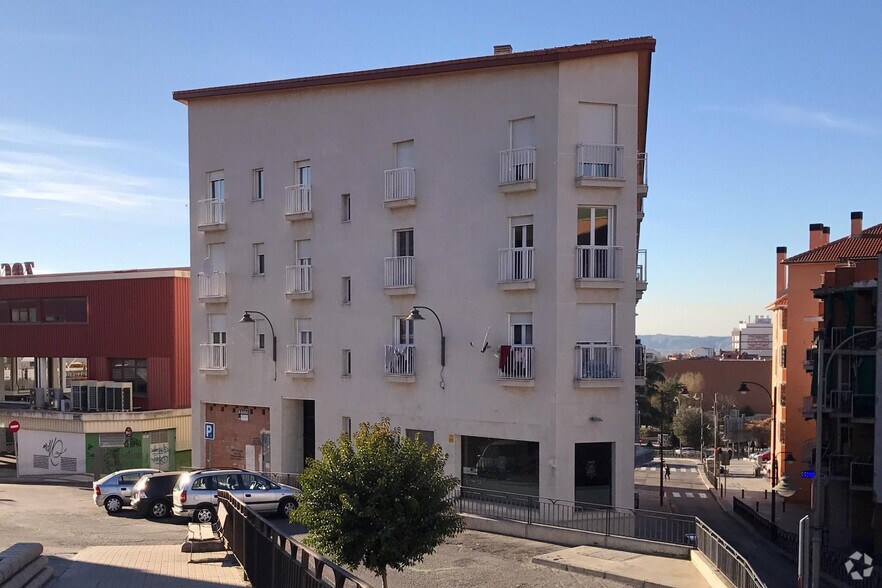 Calle Santa Teresa, 3, Arganda del Rey, Madrid for sale - Building Photo - Image 2 of 2