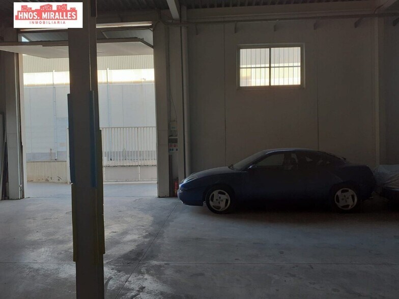 Industrial in Almoradí for sale - Interior Photo - Image 3 of 12